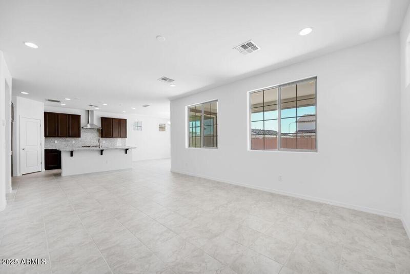 10835 E TILLMAN Avenue -Ready Now!