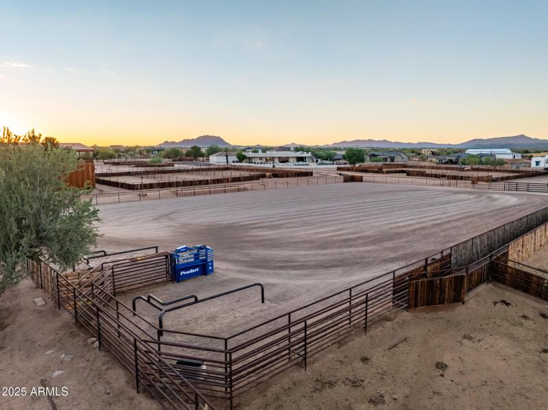 Roping arena