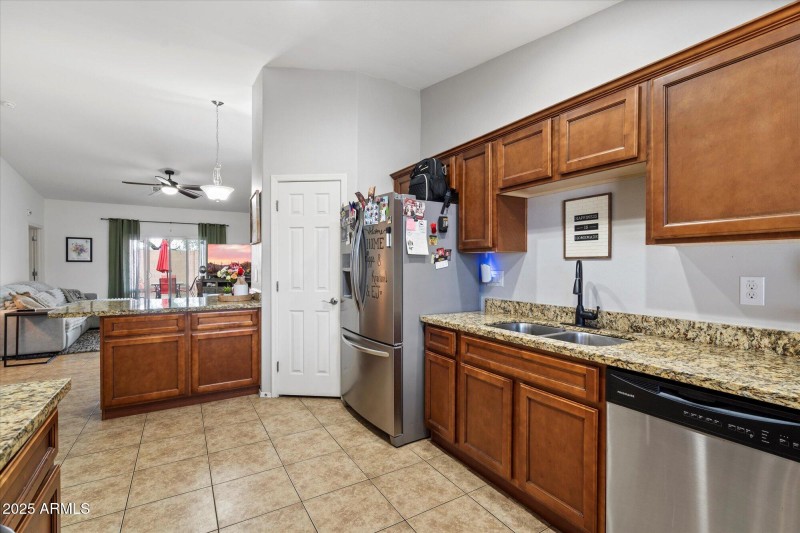 Pantry, Stainless Steel, Granite