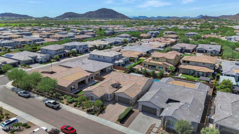 Beautiful Newly Constructed Community