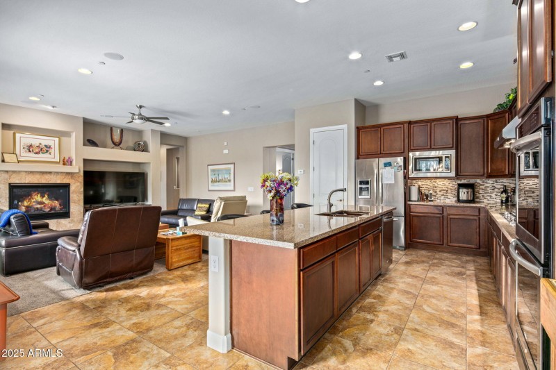 018_Kitchen To Living Areas