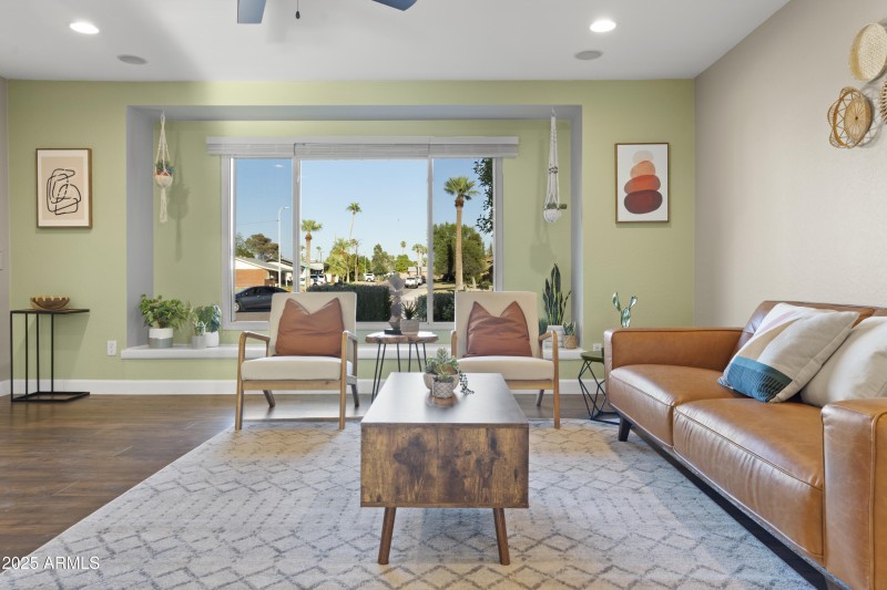 05_8655_E_Monte_Vista_Dr__05