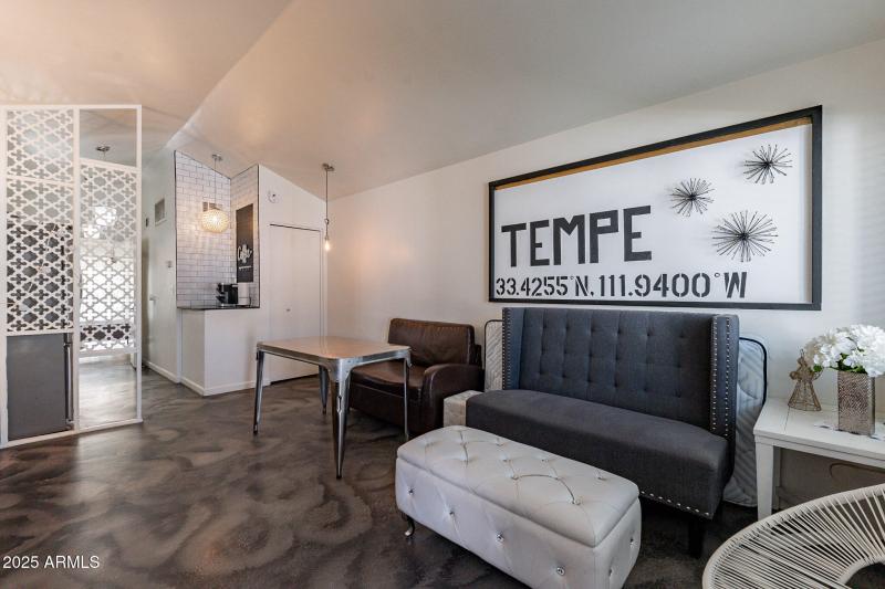 9-web-or-mls-College-9