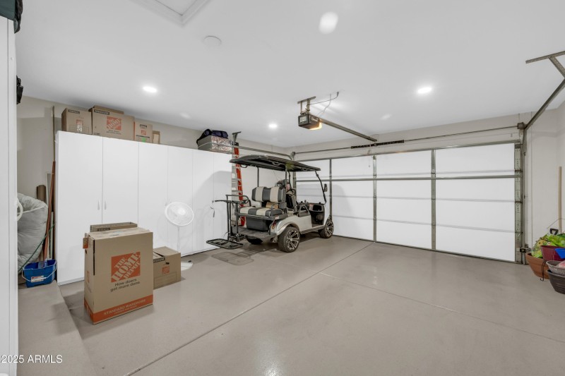 2431 E Hancock Trl-29