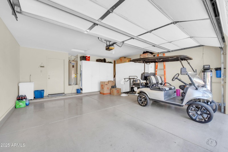 2431 E Hancock Trl-30