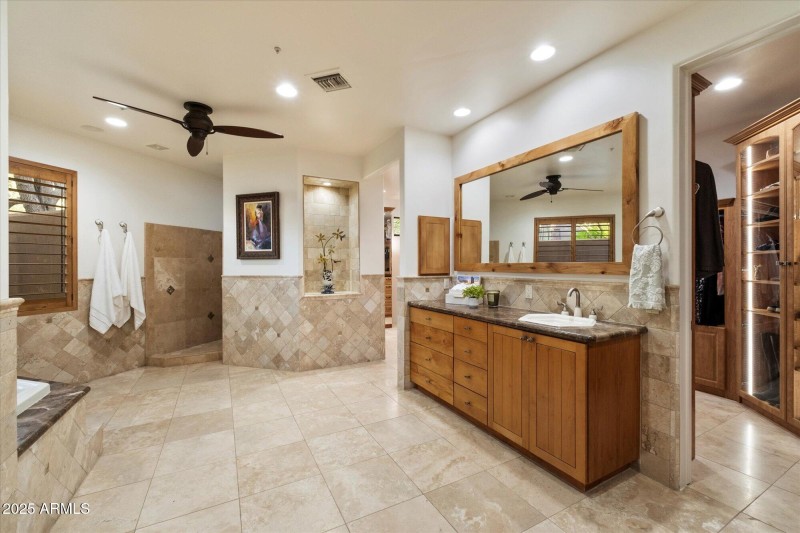 25-Primary Bathroom