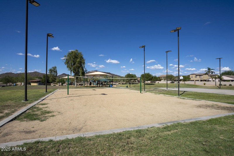 via_de_pedro_miguel_neighborhood_05