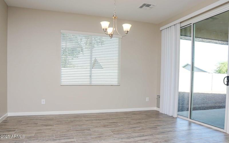 20200813031839592277000000-o