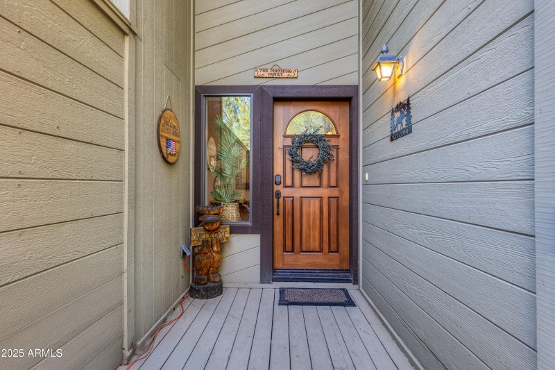 011_photo11_3723_crown_dancer_dr._pt_kar