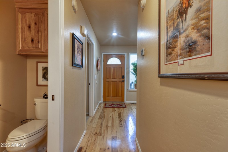 030_photo30_3723_crown_dancer_dr._pt_kar