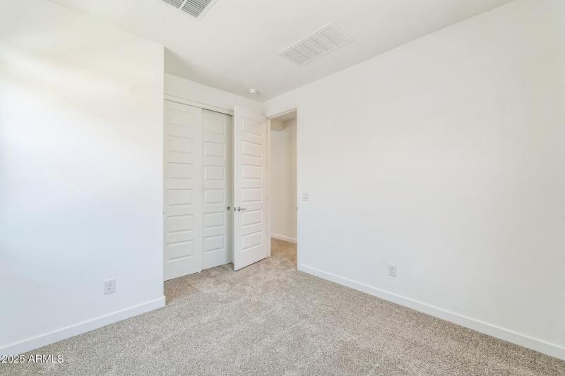 40_10103_E_Ulysses_Ave_Mesa_AZ_85212_USA