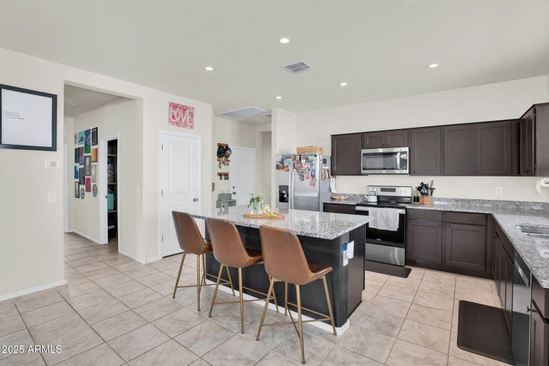 Kitchen – Alternate View