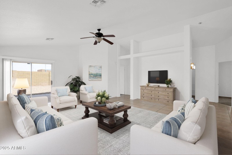 61-web-or-mls-11-web-or-mls-P1279821 (1)