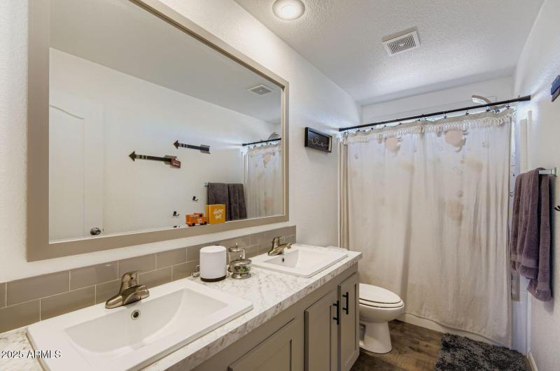 32807 N 225th Ave - Web Quality - 024 -