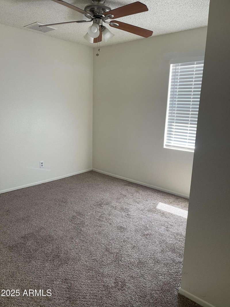 4B6DD508-CD49-4DB2-B608-9F171655B667