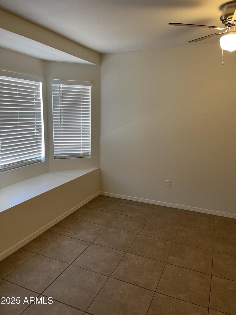 914BD86C-3CFB-4A4D-8984-89030F9B594D