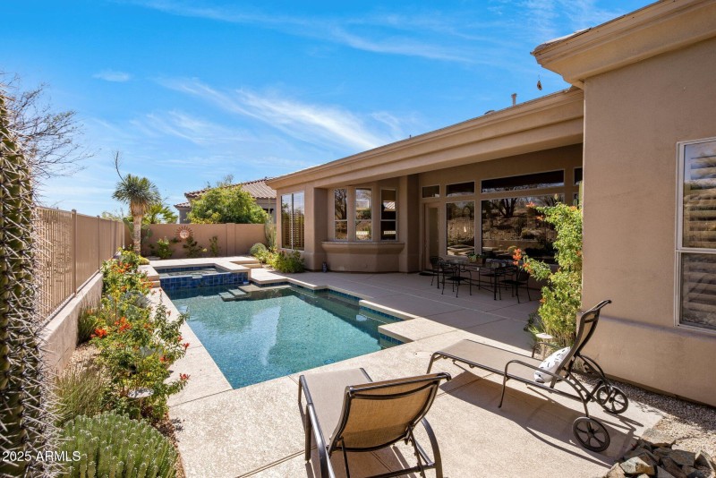 7-web-or-mls-D46A7463 copy