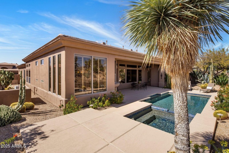 8-web-or-mls-D46A7466 copy