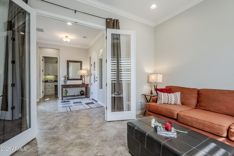 Office/Versatile Space