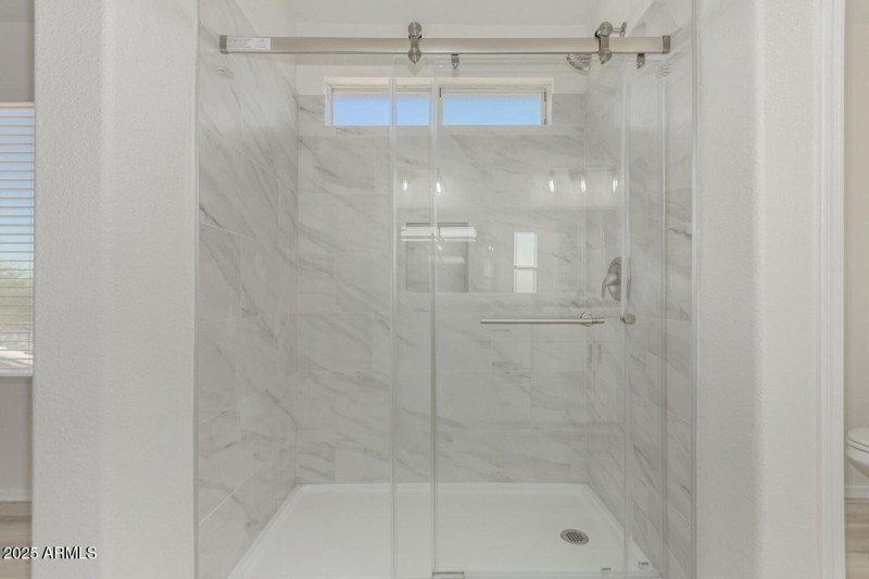 20250731230607996287000000-o