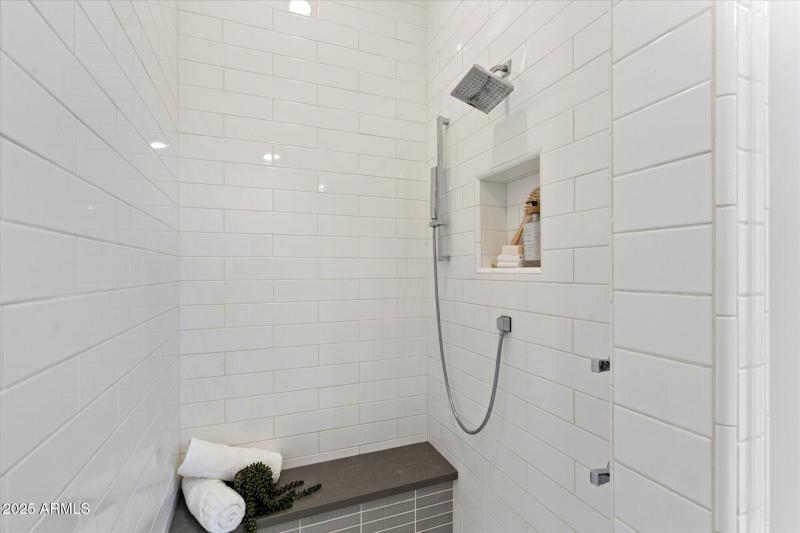 Ensuite Master Bathroom