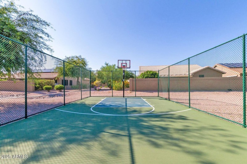 PebbleCreek Basketball Court