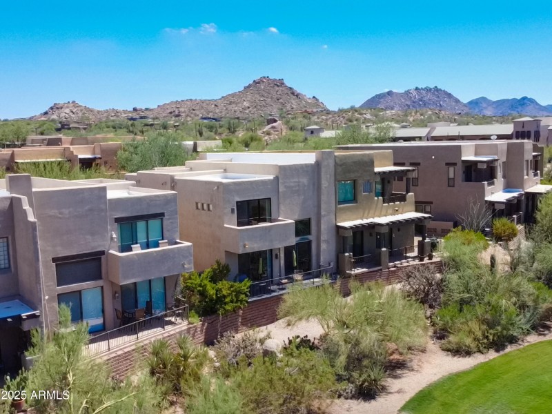 Premium golf course lot