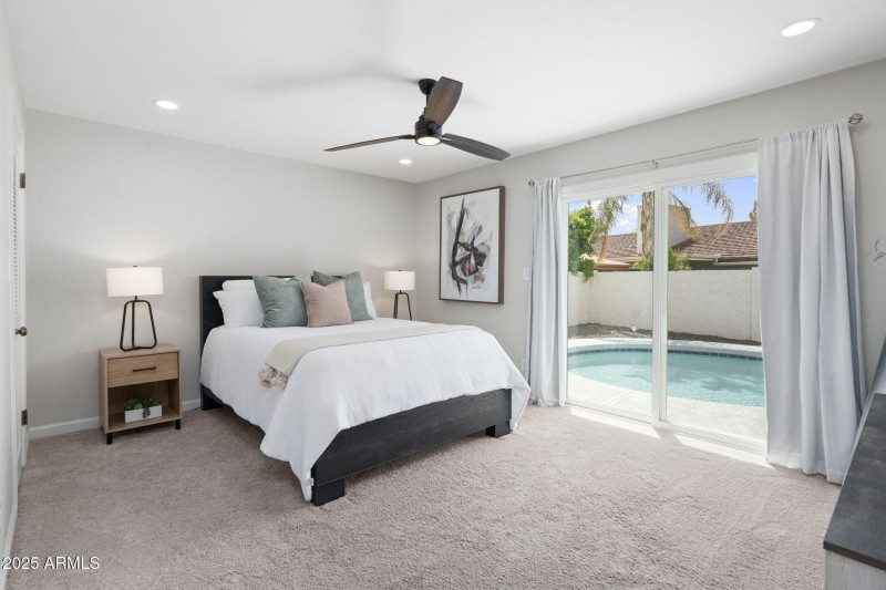 28-web-or-mls-QVB07480