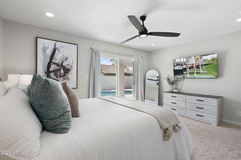 31-web-or-mls-QVB07493