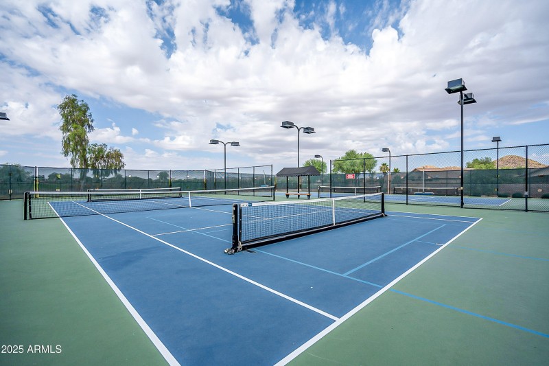 72-Pickeball Courts