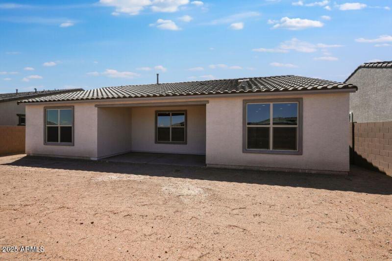 17118 W HACKAMORE Drive - Ready Now!