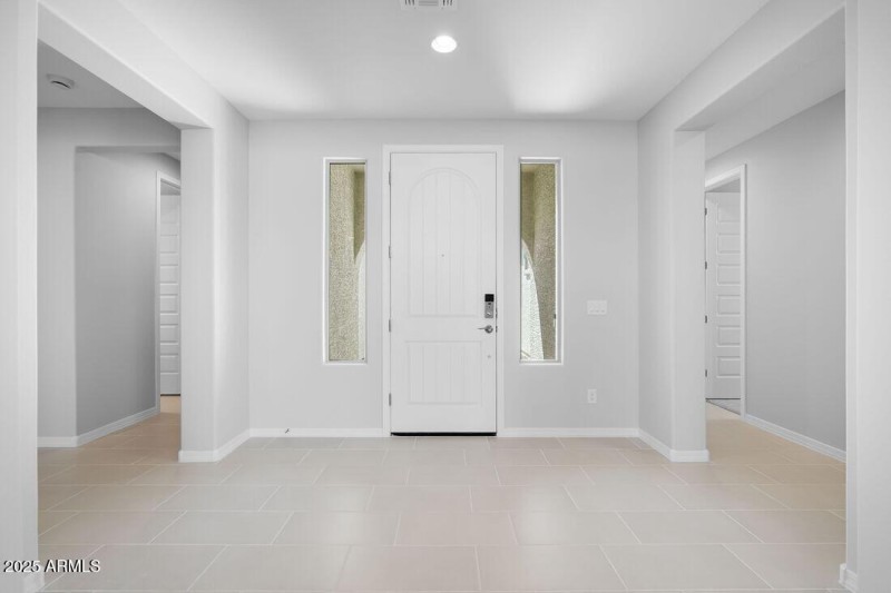 17118 W HACKAMORE Drive - Ready Now!