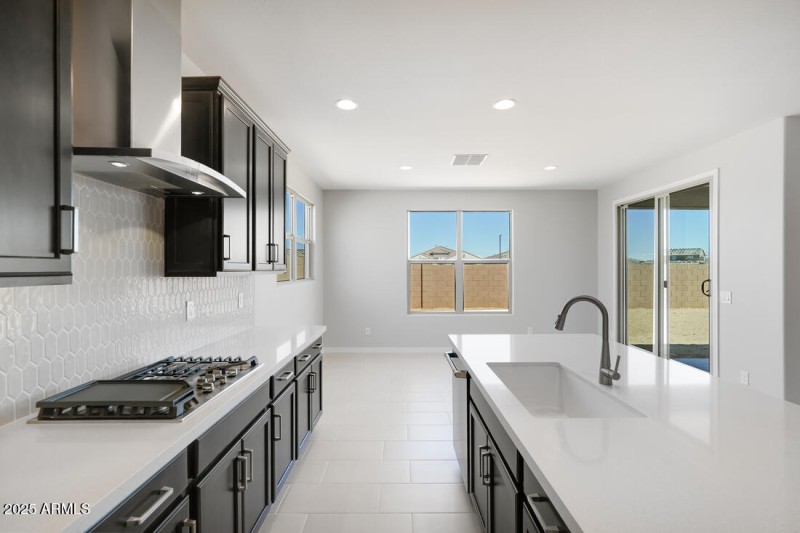 17118 W HACKAMORE Drive - Ready Now!