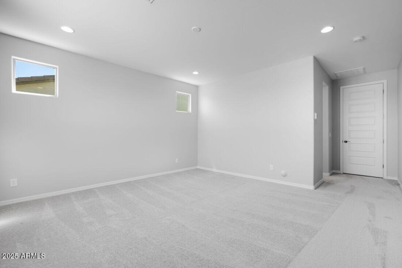 17118 W HACKAMORE Drive - Ready Now!