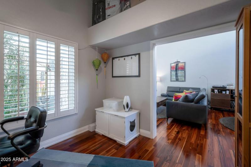 Office / 3rd Bedroom !