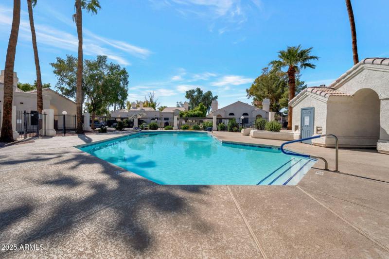 Beautiful Community Pool!