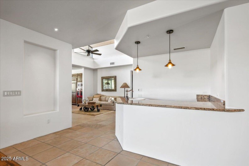 23-The Bar To Family Room