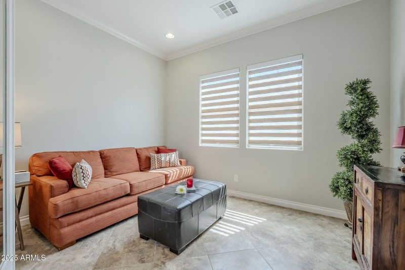 Office/Versatile Space