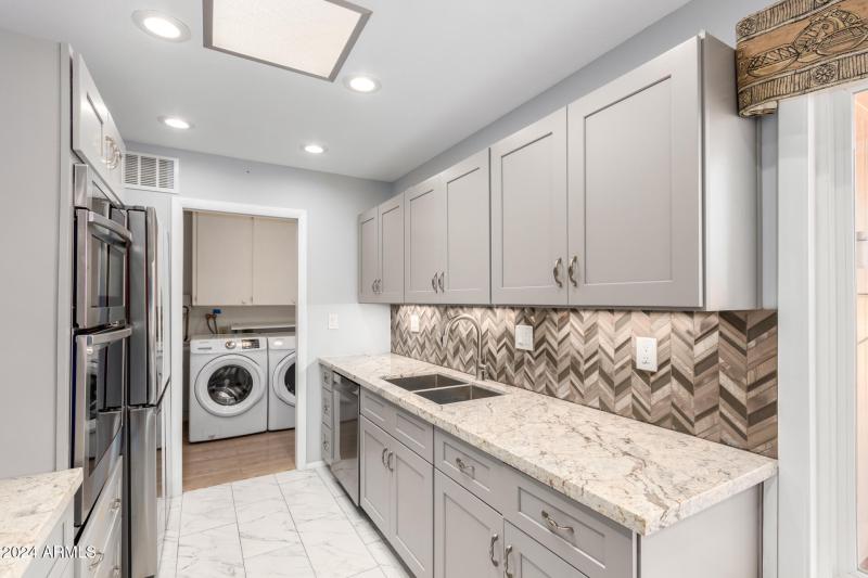 33 - Stonebrook 13318