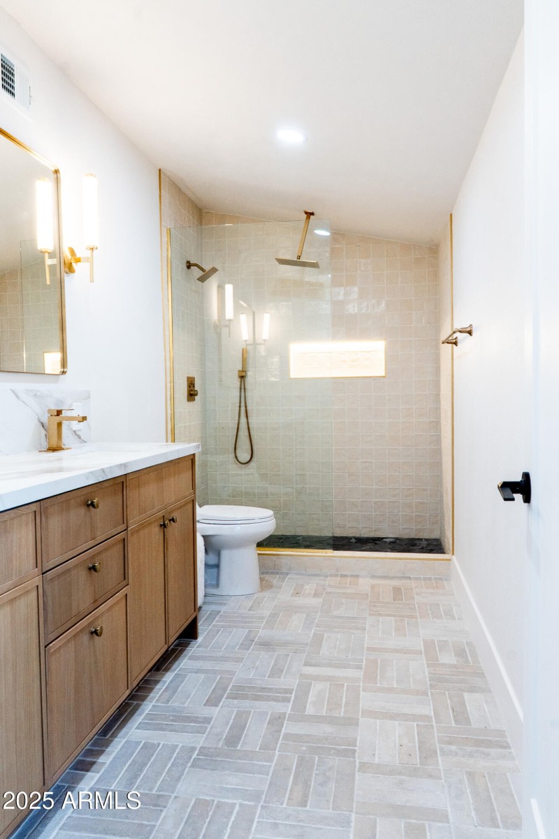 Downstairs Primary Suite