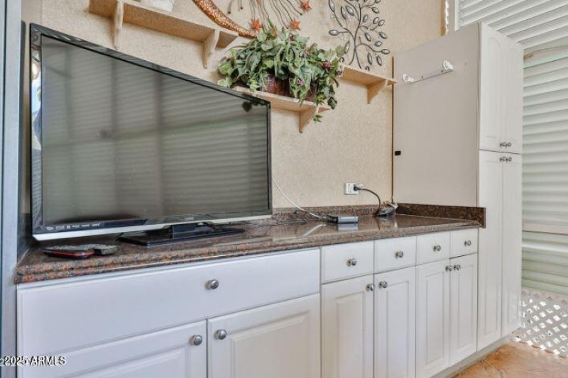 Outdoor Cabinets - TV