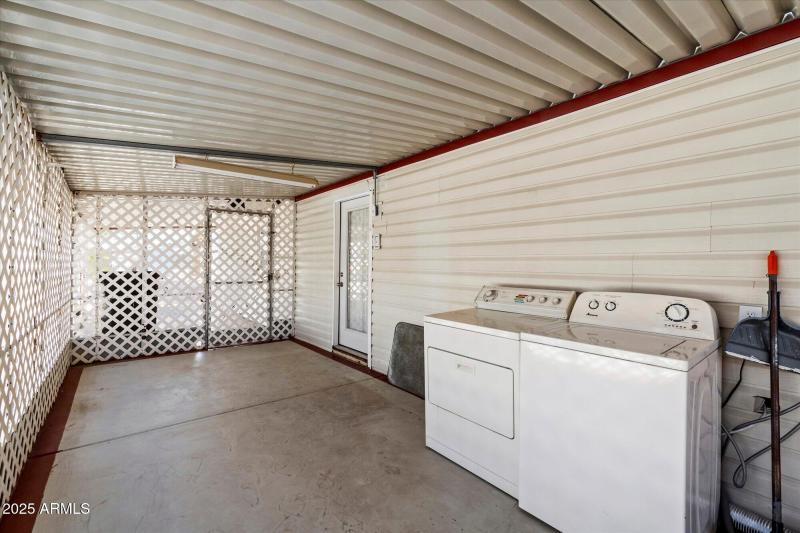 Patio/Outdoor Laundry