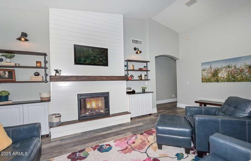 Living Room-Fireplace