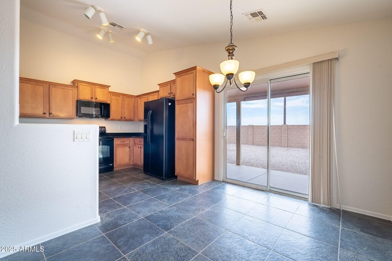 12-web-or-mls-Silverbell-12