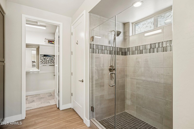 36-web-or-mls-W La Reata Ave-S1709-036