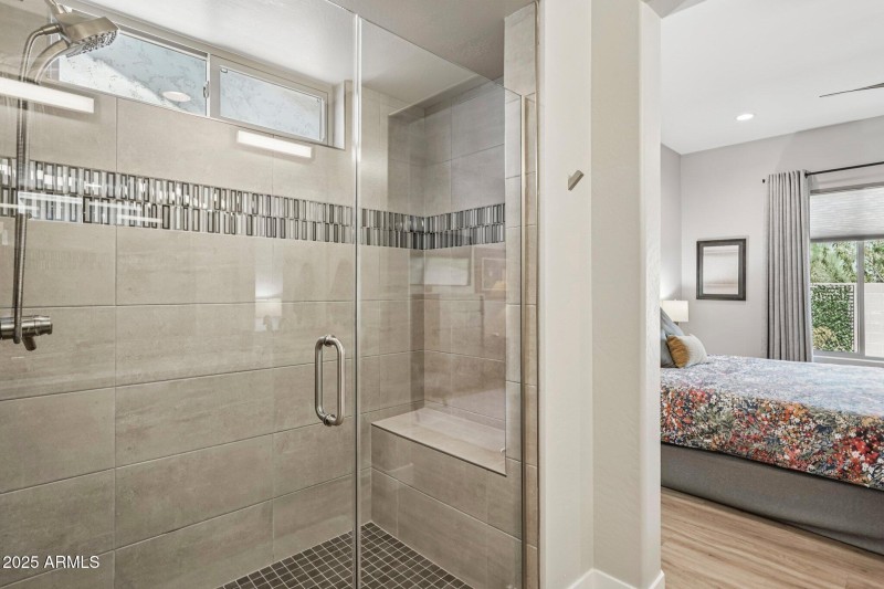 40-web-or-mls-W La Reata Ave-S1709-040