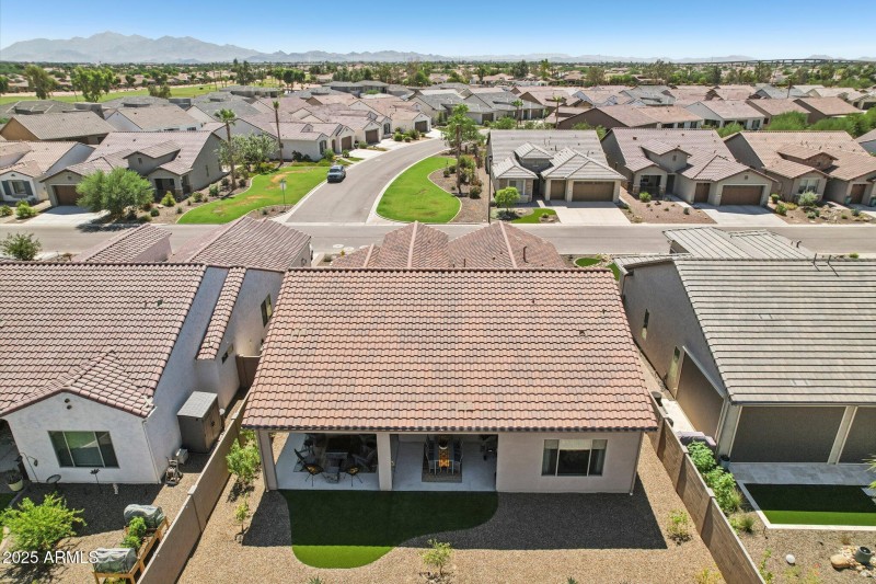 58-web-or-mls-W La Reata Ave-S1709-058