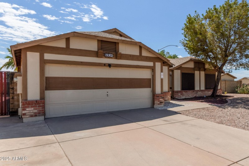 8001 E. Colby St, Mesa AZ 85207