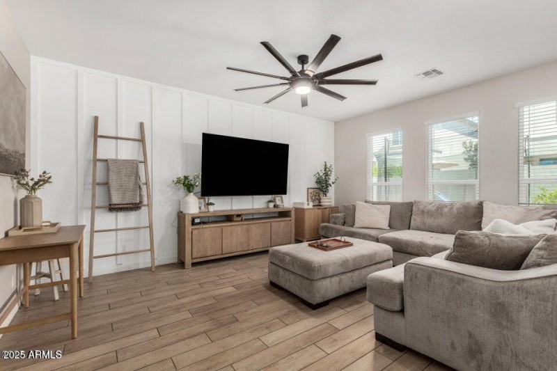 20250816005303440084000000-o