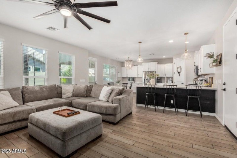 20250816005303537162000000-o